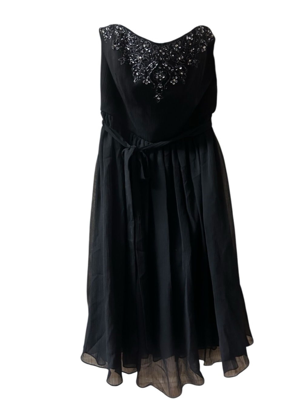 Davids Bridal Strapless Mini Crinkle
Chiffon Empire Beaded Dress